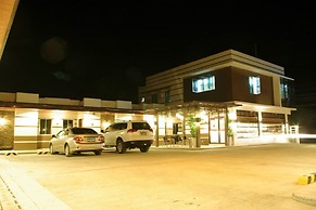 The Red Palm Suites and Restaurant