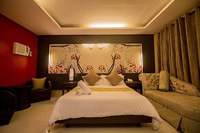 The Red Palm Suites and Restaurant