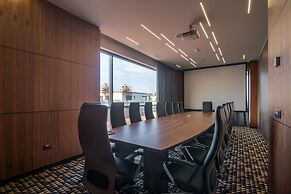 Nyota Hotel & Conference Center