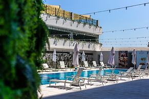 Nyota Hotel & Conference Center