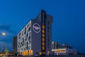 Nyota Hotel & Conference Center