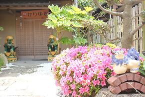 Okinawa Minshuku Kariyushi Honkan