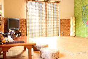 Okinawa Minshuku Kariyushi Honkan