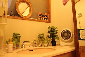 Okinawa Minshuku Kariyushi Honkan