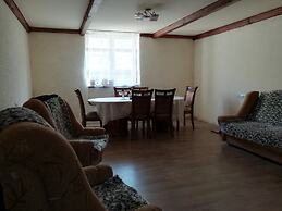 Lori travel Guest House