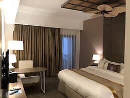 Ferra Hotel and Garden Suites