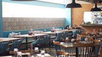 Ferra Hotel and Garden Suites