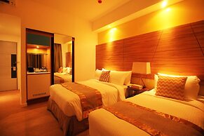 Ferra Hotel and Garden Suites