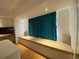 Ferra Hotel and Garden Suites