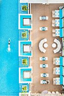 Ferra Hotel and Garden Suites