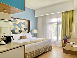 Ferra Hotel and Garden Suites