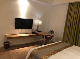 Ferra Hotel and Garden Suites