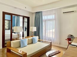 Ferra Hotel and Garden Suites