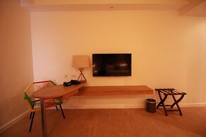 Ferra Hotel and Garden Suites