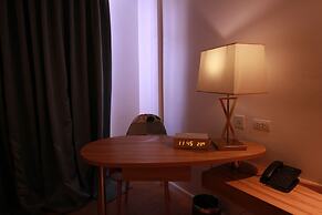 Ferra Hotel and Garden Suites