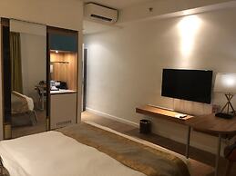 Ferra Hotel and Garden Suites