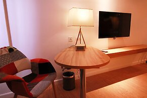 Ferra Hotel and Garden Suites