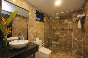 Hoi An Sunny Pool Villa