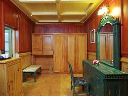 Vinnca West Downs Heritage Resort, Ooty