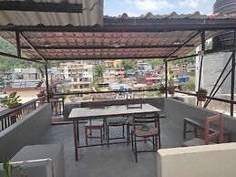 Harry Guest House & Restaurant