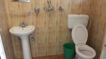 Harry Guest House & Restaurant