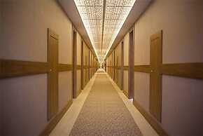 Cherry Garden City & Spa Hotel