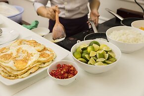 Bonjour Nha Trang Hotel