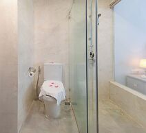 Bonjour Nha Trang Hotel