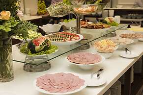 Bonjour Nha Trang Hotel