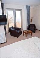 Reyhani Kasri - Special Class