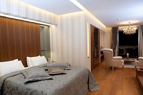 Reyhani Kasri - Special Class