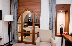 Reyhani Kasri - Special Class