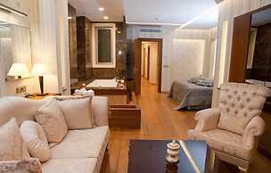 Reyhani Kasri - Special Class