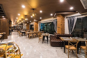 Acqua Hotel