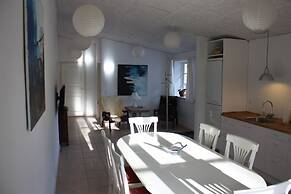 Holmehuset Bed & Breakfast - Gårdhotel