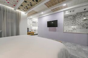 Han Yan Design Hotel