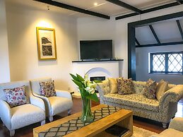 Oliphant Boutique Villa by Amaya