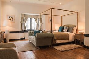 Oliphant Boutique Villa by Amaya