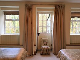 Hewenden Mill Holiday Homes