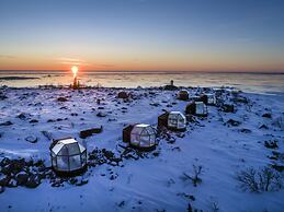 Kalle's Inn Glass Houses