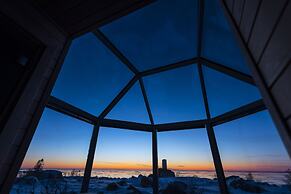 Kalle's Inn Glass Houses