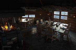 Kalle's Inn Glass Houses