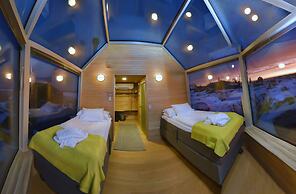 Kalle's Inn Glass Houses