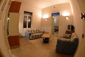 Bauhaus Chalets Apartment