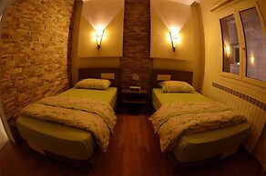 Bauhaus Chalets Apartment