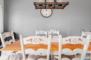 Crystal Beach Cottage