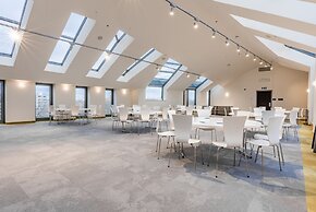 Akeah Verdi Budapest