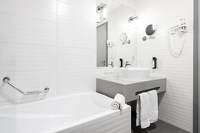 Akeah Verdi Budapest