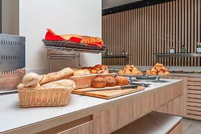 Akeah Verdi Budapest