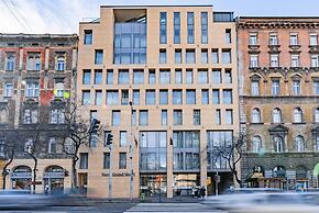 Akeah Verdi Budapest